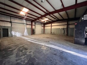 506 Industrial Dr, Rockmart, GA à louer Photo intérieure– Image 1 sur 8