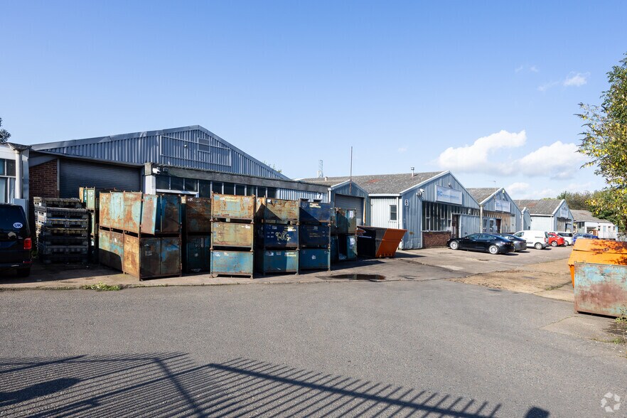 Baryta Close, Stanford Le Hope à vendre - Photo principale – Image 1 sur 19