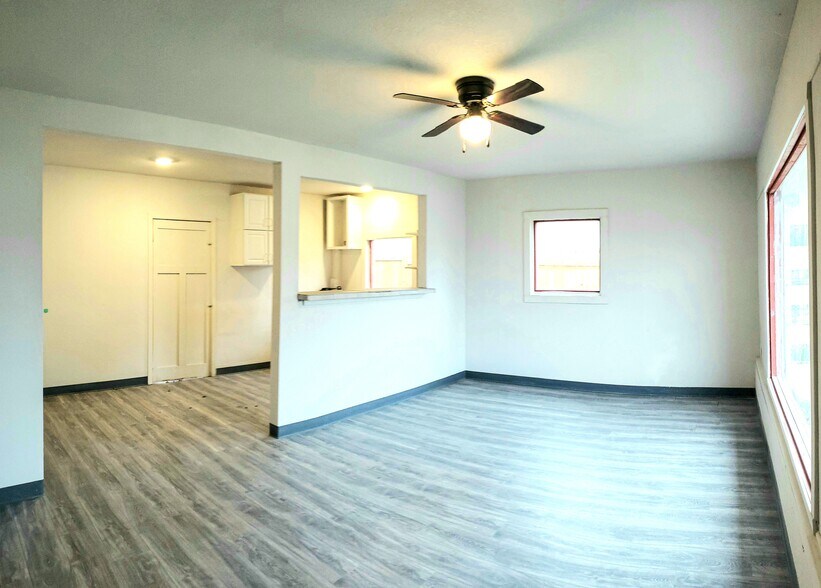 1211 Gladstone, San Antonio, TX à vendre - Photo de l’immeuble – Image 2 sur 13