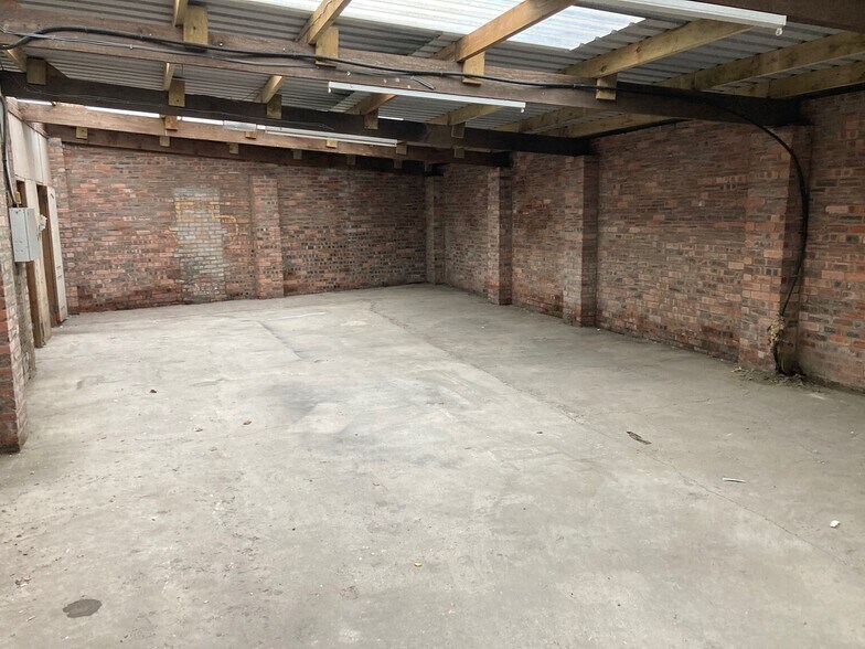 7-13 East Netherton St, Kilmarnock à louer - Photo de l’immeuble – Image 2 sur 3