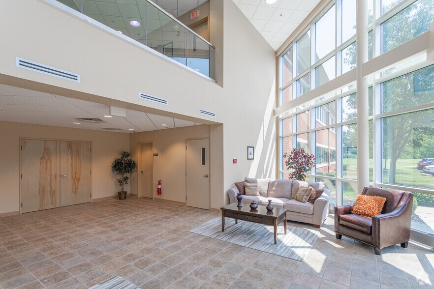 2520 Wrangle Hill Rd, Bear, DE à louer - Hall d’entrée – Image 2 sur 2