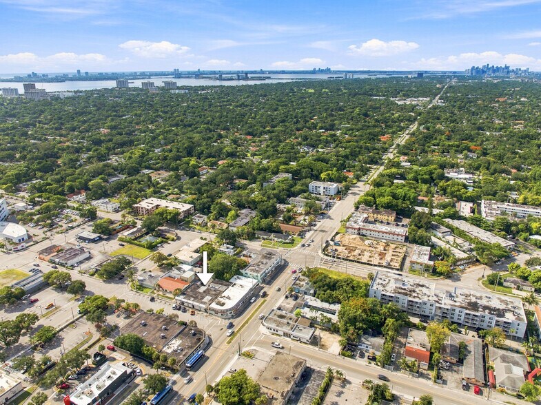 610-618 NE 124th St, North Miami, FL à vendre - Photo de l’immeuble – Image 2 sur 57