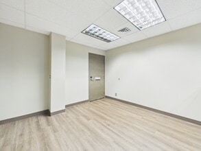 12615 E Mission Ave, Spokane Valley, WA à louer Photo intérieure– Image 1 sur 11