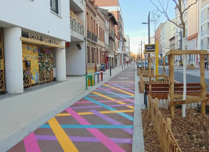 Local d'activités dans Toulouse à vendre - Photo de l’immeuble – Image 3 sur 6