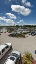 11093 NW 138th St, Hialeah, FL à louer - Vidéo sur l’annonce professionnelle 