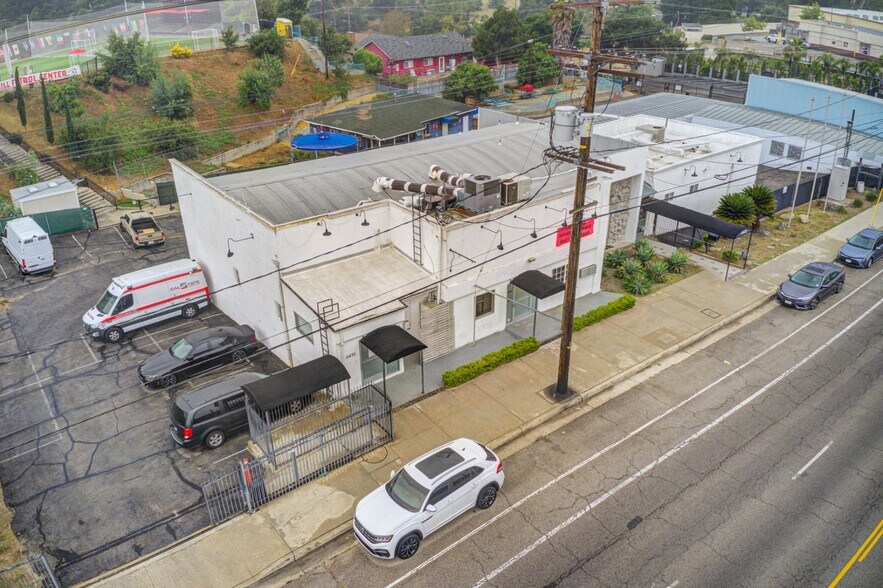6470 Foothill Blvd, Tujunga, CA à vendre - Photo de l’immeuble – Image 2 sur 41