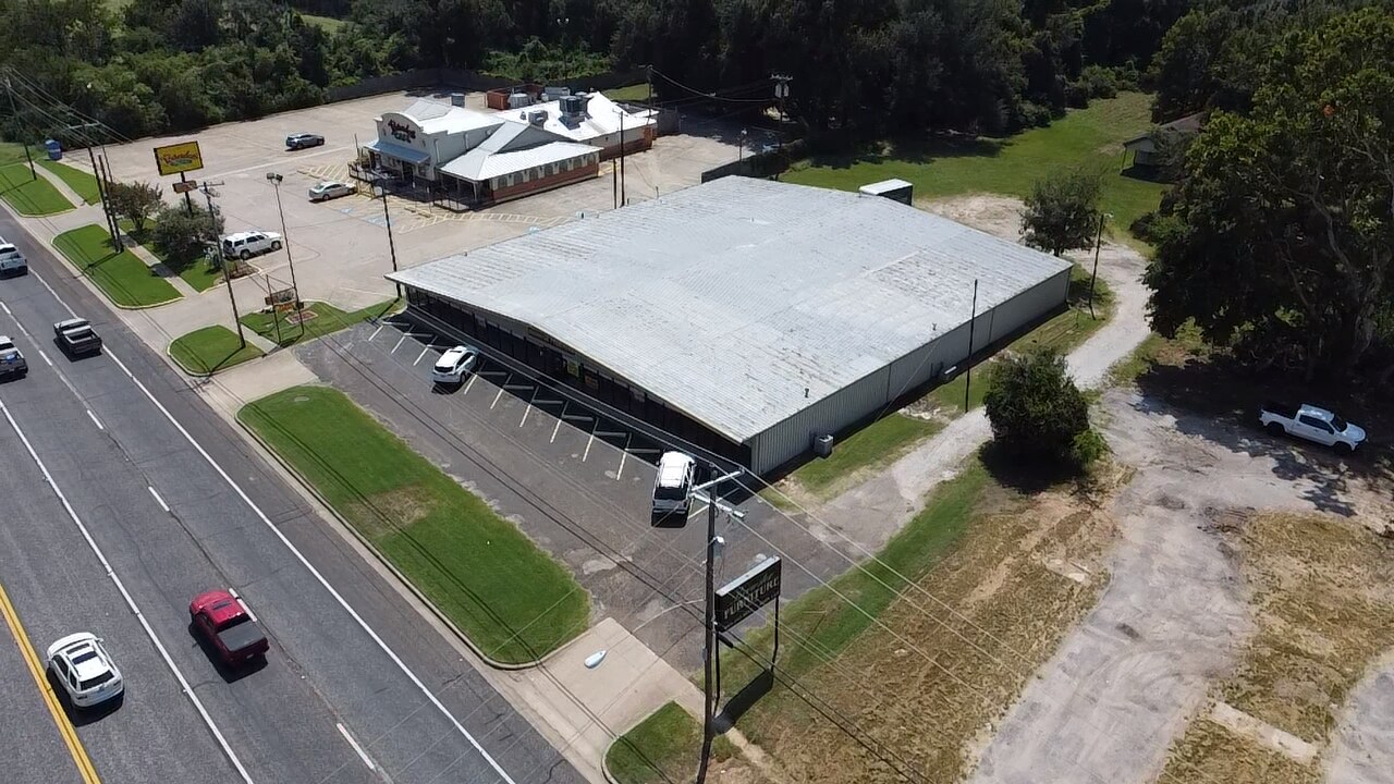 3046 W Gentry Pky, Tyler, TX à vendre Photo principale– Image 1 sur 12