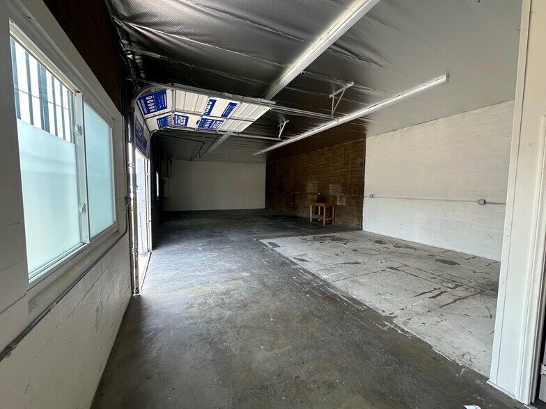 8235-8239 Lankershim Blvd, North Hollywood, CA à louer - Photo de l’immeuble – Image 3 sur 6