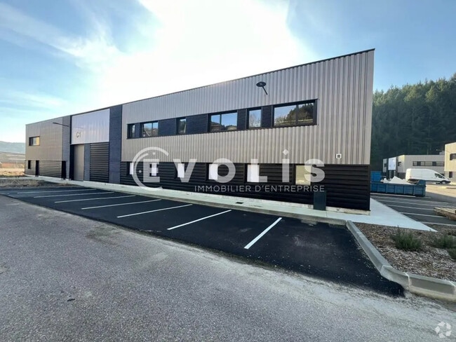 Plus de détails pour 17 Rue De Paris, Tarare - Industriel/Logistique à vendre