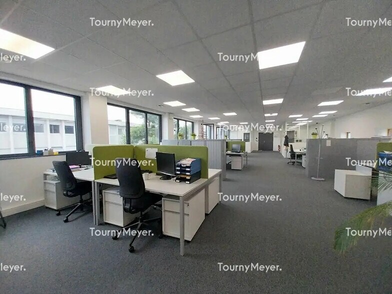 Bureau dans Labège à louer - Photo de l’immeuble – Image 3 sur 17