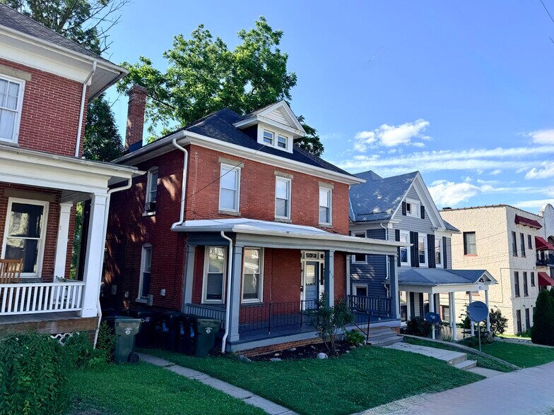 419 Summit Ave, Hagerstown, MD à vendre - Photo de l’immeuble – Image 1 sur 17