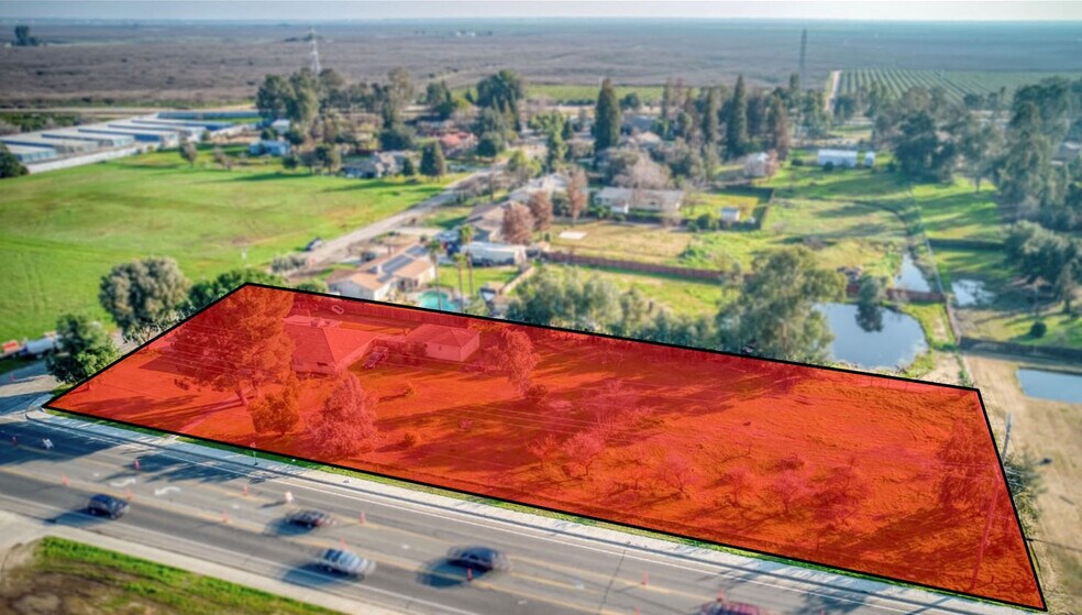 37366 Avenue 12, Madera, CA à vendre - Photo de l’immeuble – Image 2 sur 17