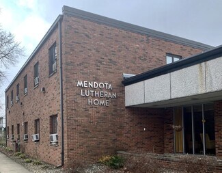 Plus de détails pour 500 6th Ave, Mendota, IL - Santé à vendre