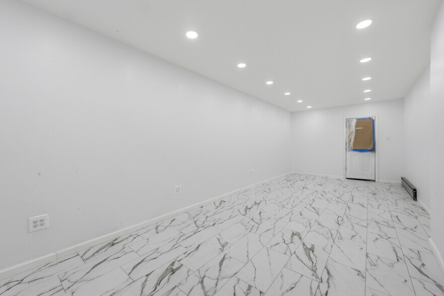 5302 Chestnut St, Philadelphia, PA à louer - Photo de l’immeuble – Image 3 sur 11
