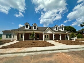 1024 Twelve Oaks Dr, Watkinsville, GA à louer Photo de l’immeuble– Image 2 sur 15