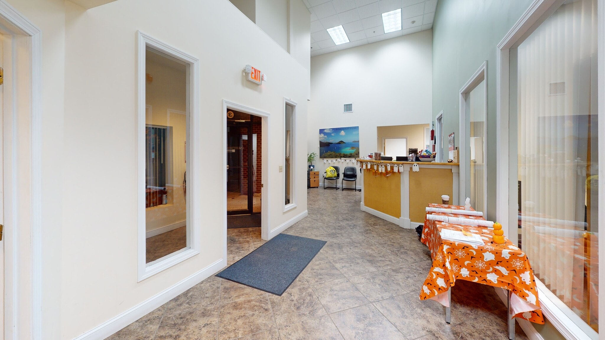 10 Commerce Park N, Bedford, NH à louer Photo intérieure– Image 1 sur 16