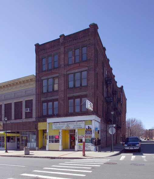 445-447 High St, Holyoke, MA à vendre - Photo de l’immeuble – Image 2 sur 44