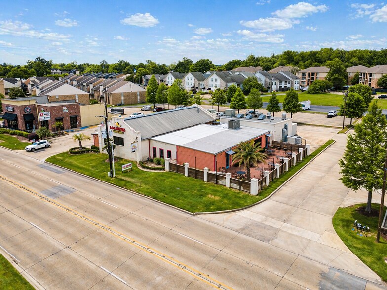 1072 W Lee Dr, Baton Rouge, LA à louer - Photo principale – Image 1 sur 38