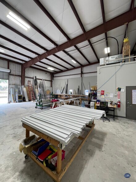 525 Gus Hipp Blvd, Rockledge, FL à louer - Photo de l’immeuble – Image 2 sur 9