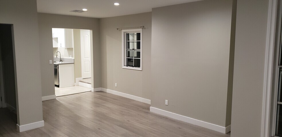 11346 Santol Dr, Sylmar, CA à vendre - Photo intérieure – Image 3 sur 27