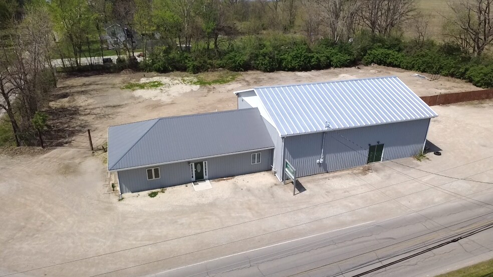 1601 N Country Club Rd, Muncie, IN à vendre - Photo de l’immeuble – Image 2 sur 12