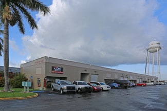 Plus de détails pour 8300-8376 NW 74th Ave, Medley, FL - Industriel/Logistique à louer