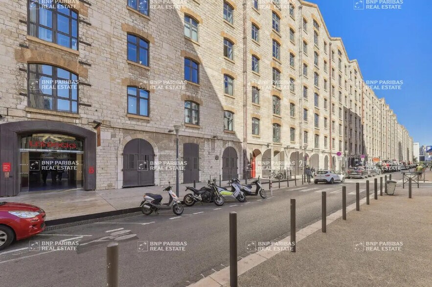 Bureau dans Marseille à louer - Photo de l’immeuble – Image 1 sur 19
