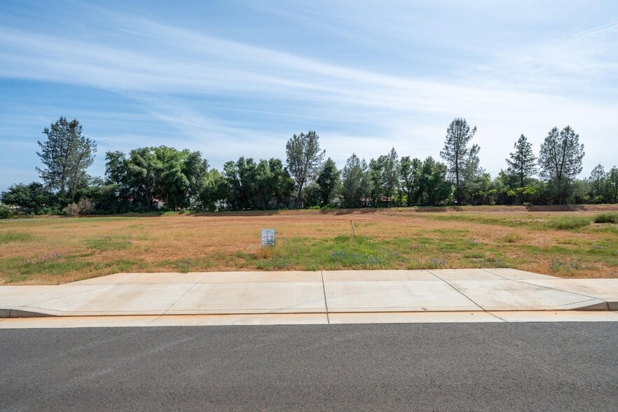 Rancho Industrial Park, Redding, CA à vendre - Aérien – Image 2 sur 4