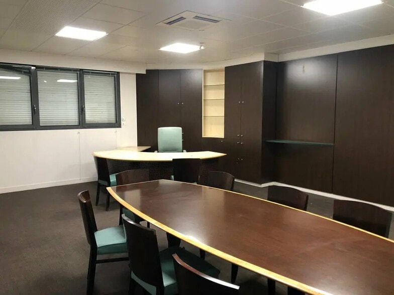 Bureau dans Brest à vendre - Photo de l’immeuble – Image 2 sur 12