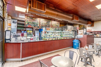 177 Spring St, New York, NY à louer Photo de l’immeuble– Image 2 sur 5