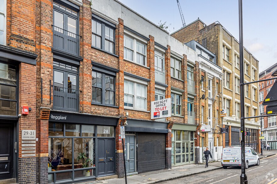 27 Cowper St, Londres à louer - Photo de l’immeuble – Image 2 sur 2