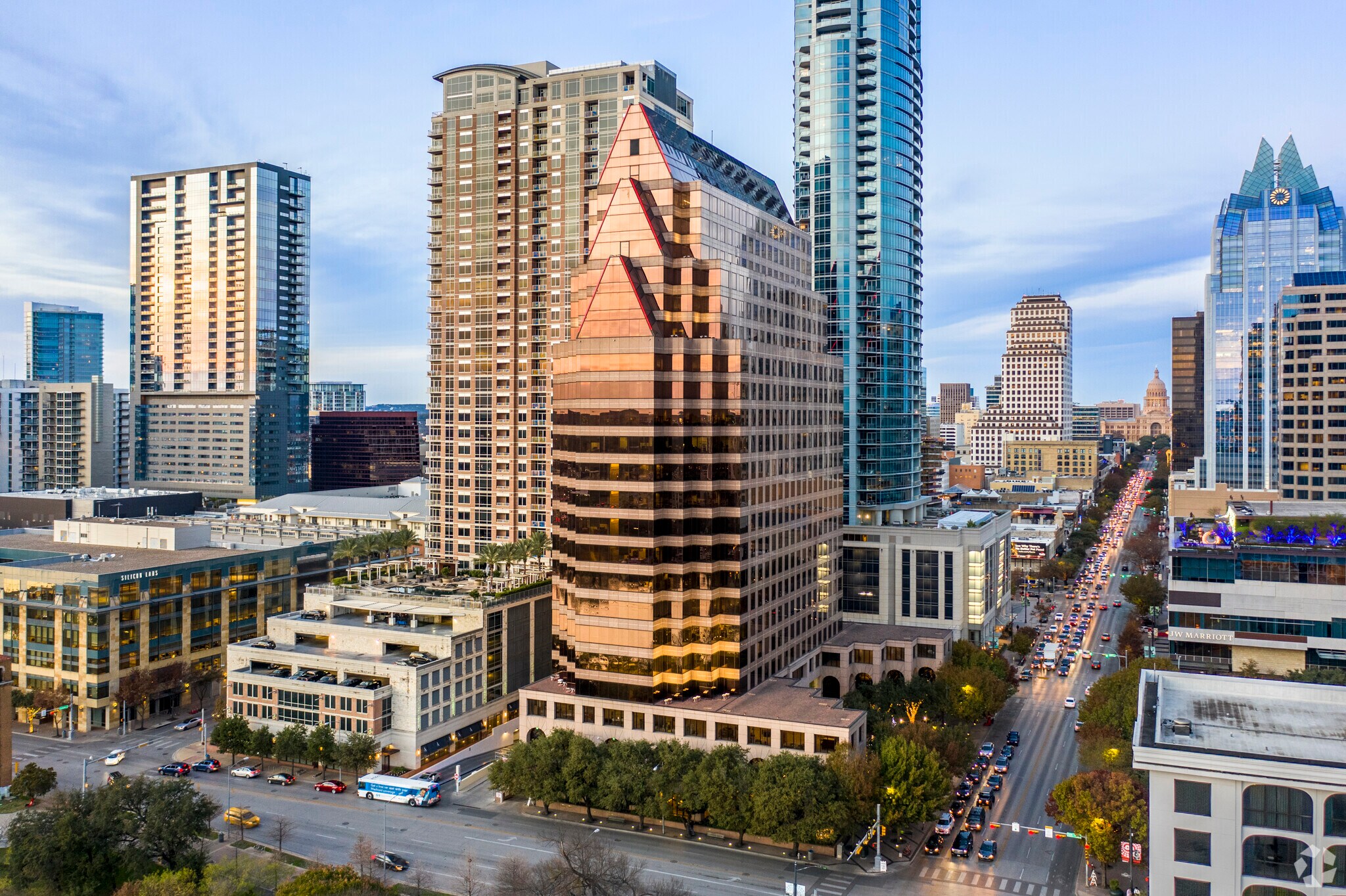 100 Congress Ave, Austin, TX à louer Photo principale– Image 1 sur 22