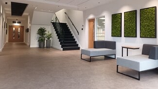 Plus de détails pour Altrincham Rd, Manchester - Bureau à louer