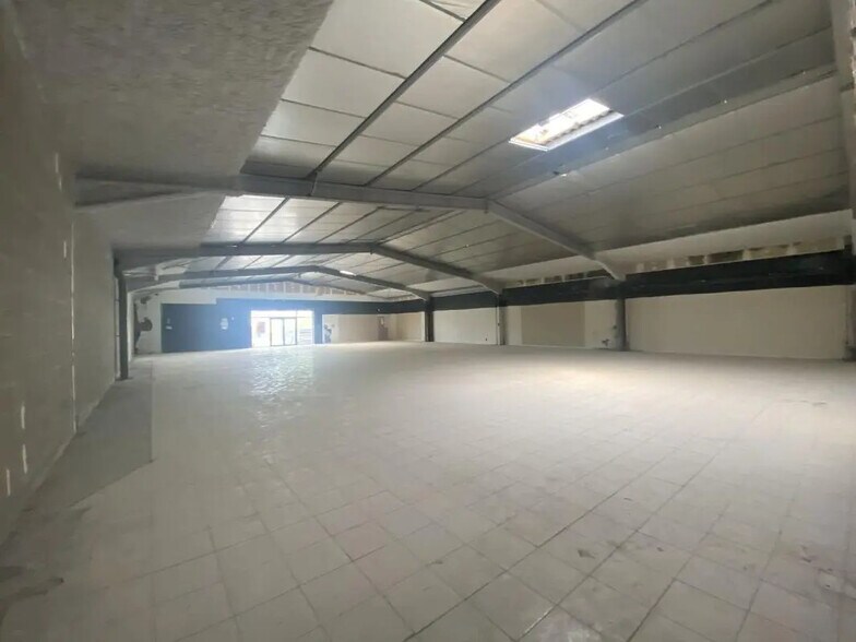 Local commercial dans GONFREVILLE-L'ORCHER à louer - Photo de l’immeuble – Image 3 sur 8