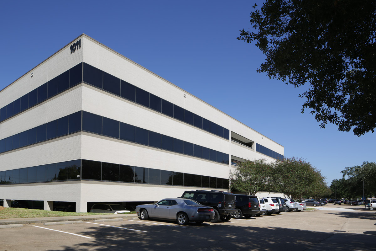 1011 Highway 6 S, Houston, TX à louer Photo de l’immeuble– Image 1 sur 7