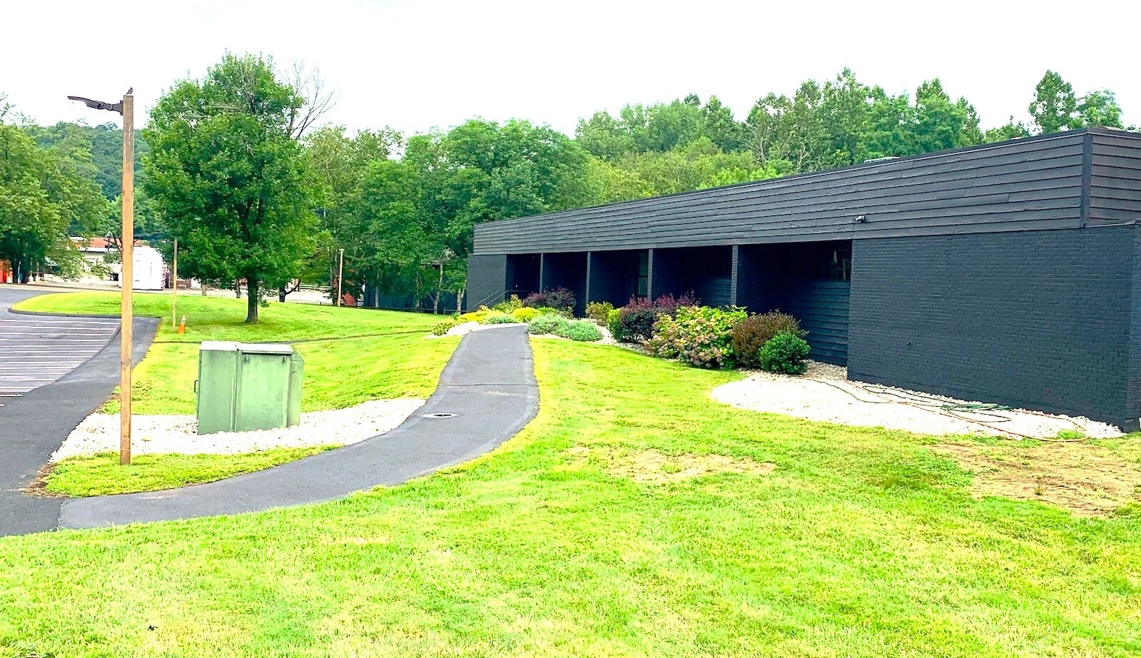 613 New Britain Ave, Farmington, CT à louer Photo intérieure– Image 1 sur 30