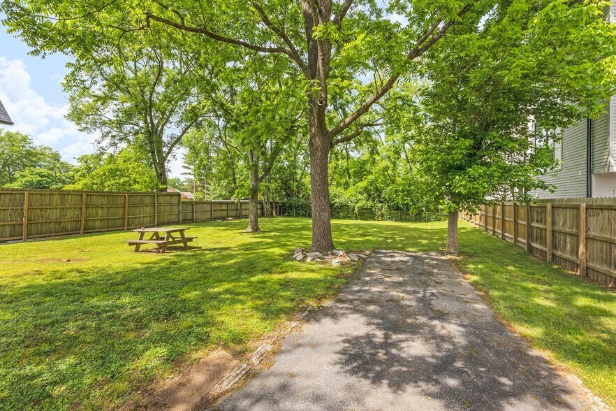 4307 Gallatin Pike, Nashville, TN à vendre - Autre – Image 2 sur 6