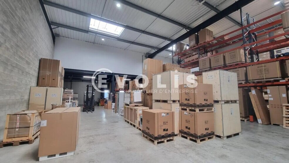 Local d’activités dans Bailly-Romainvilliers à louer - Photo intérieure – Image 2 sur 7