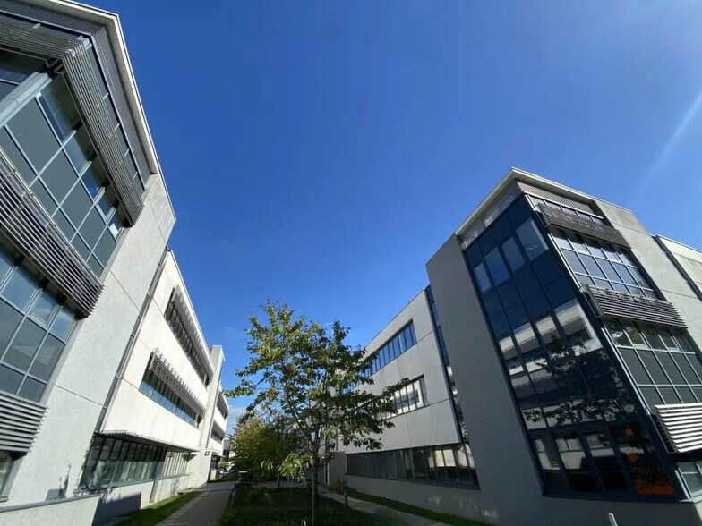 Bureau dans Rennes à louer - Photo de l’immeuble – Image 1 sur 7