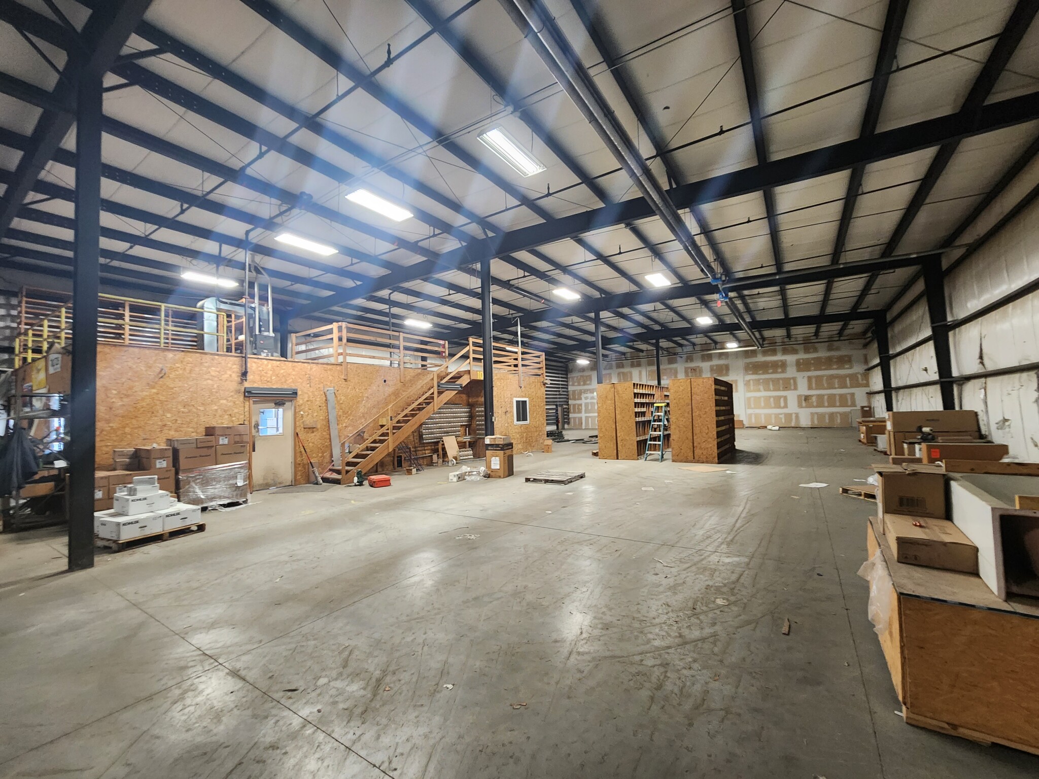 14021-14047 Industrial Rd, Omaha, NE à louer Photo intérieure– Image 1 sur 6