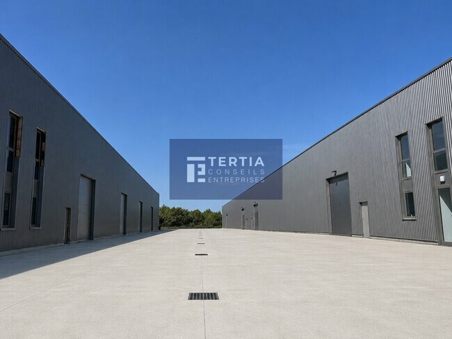 Plus de détails pour Industriel/Logistique à louer