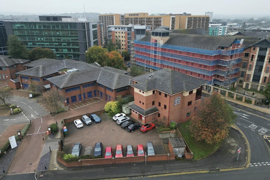 48 Victoria Rd, Leeds à louer - Photo de l’immeuble – Image 2 sur 2