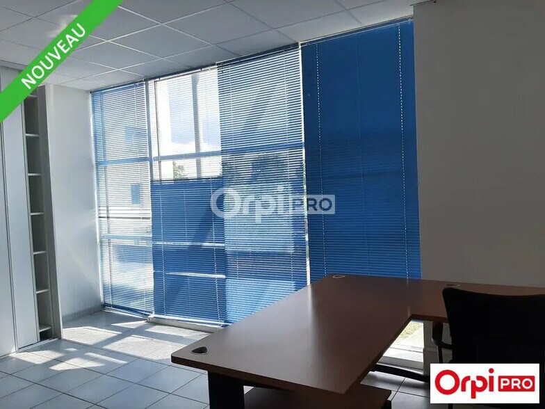 Bureau dans Valence à louer - Photo de l’immeuble – Image 3 sur 8