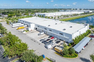 2751 Commerce Center Way, Pembroke Park, FL - VUE AÉRIENNE  vue de carte