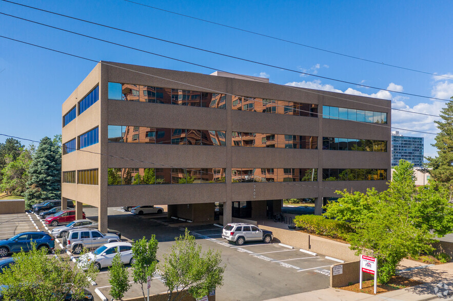 3400 E Bayaud Ave, Denver, CO à louer - Photo de l’immeuble – Image 1 sur 6