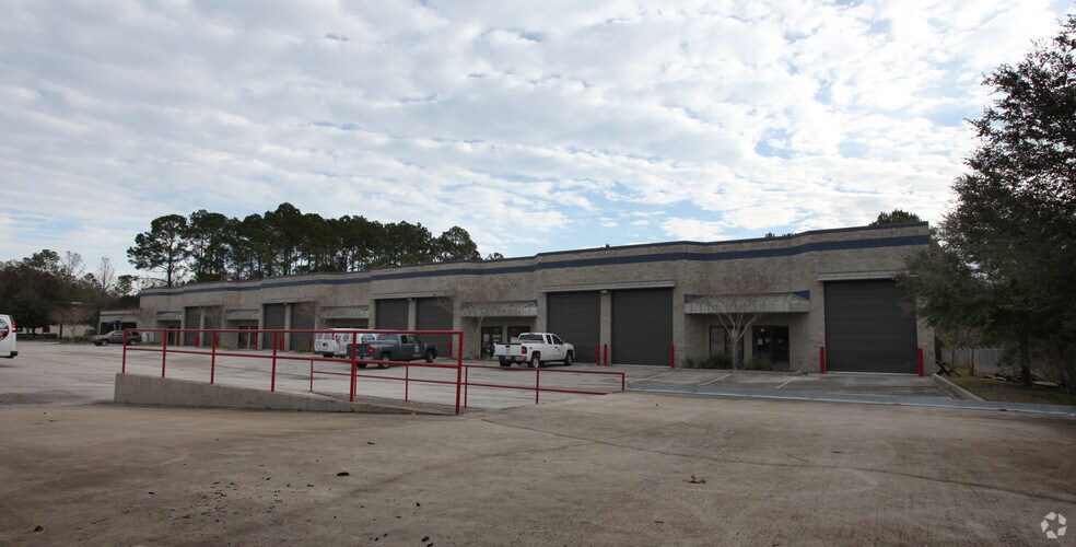 6970 Business Park Blvd, Jacksonville, FL à louer - Photo de l’immeuble – Image 3 sur 5