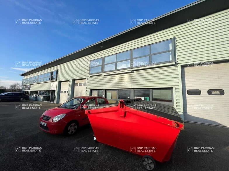 5 Rue Du Dépôt, Niederhausbergen à louer - Photo principale – Image 1 sur 12