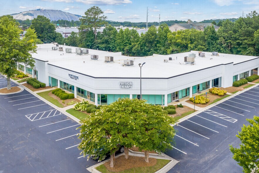 1785 E Park Place Blvd, Stone Mountain, GA à louer - Photo de l’immeuble – Image 2 sur 17