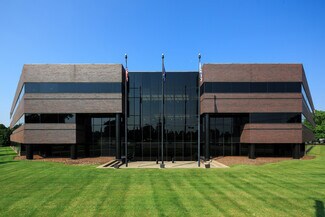 Plus de détails pour 9100 Shelbyville Rd, Louisville, KY - Bureau à louer