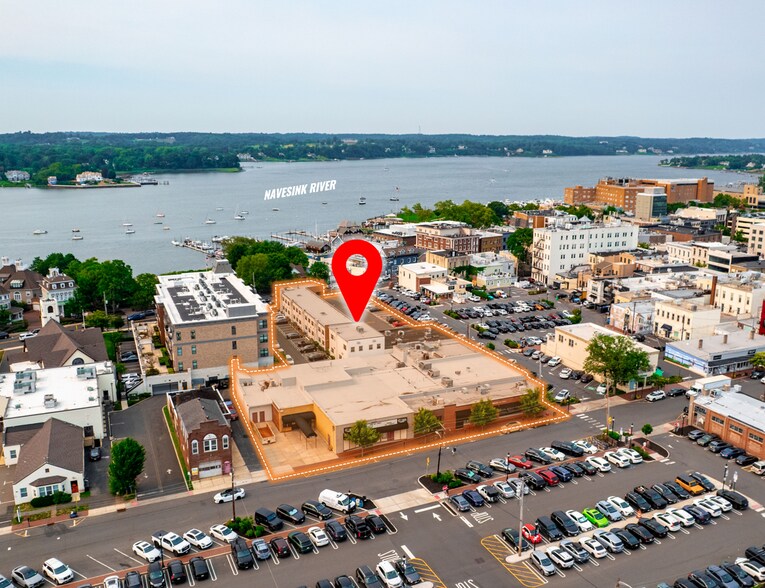 43 W Front St, Red Bank, NJ à vendre - Photo de l’immeuble – Image 1 sur 9